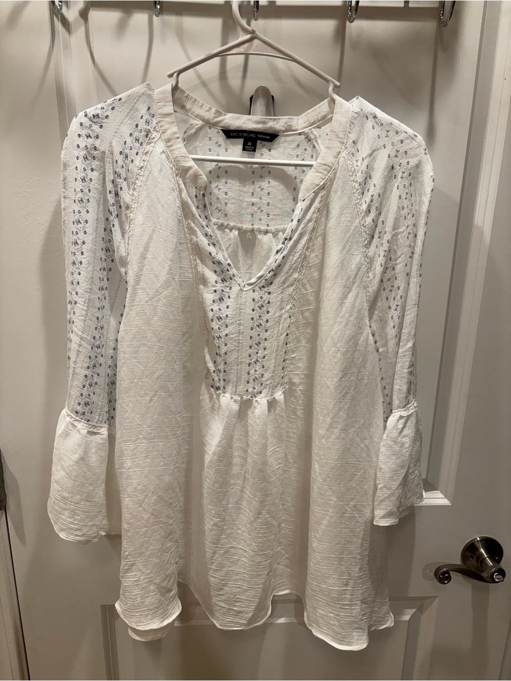 White Embroidered Peasant Boho Tunic Top